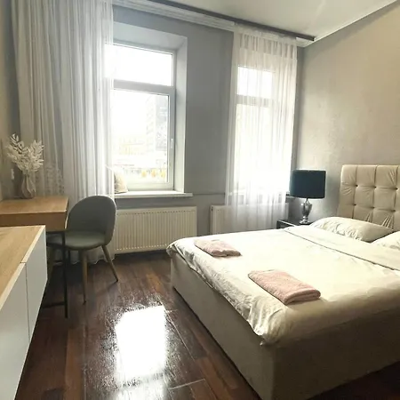 Куліша 41, Помешкання В Центрі Біля Тц Форум Apartment Lviv Exterior photo