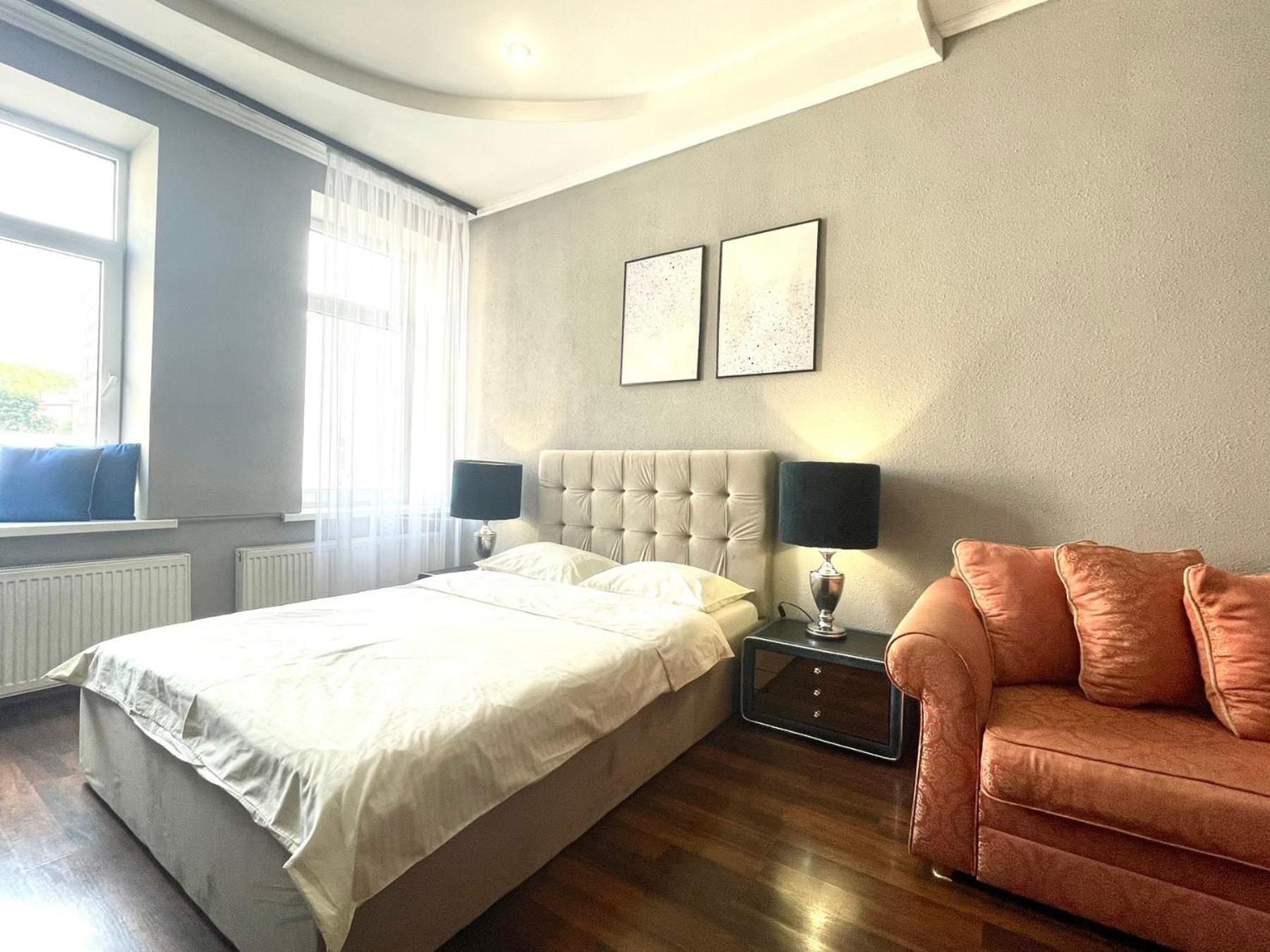Apartment куліша 41, помешкання в центрі біля тц форум Lviv