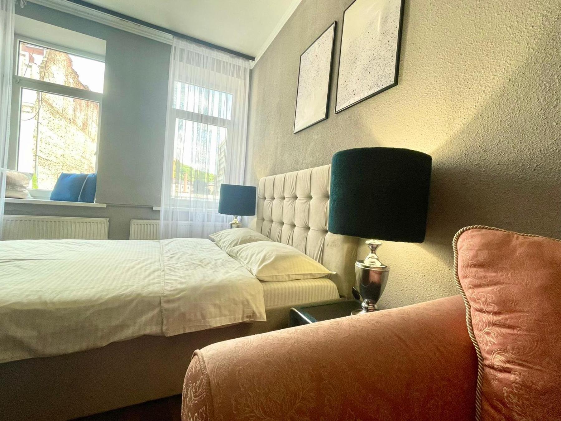 куліша 41, помешкання в центрі біля тц форум Apartment